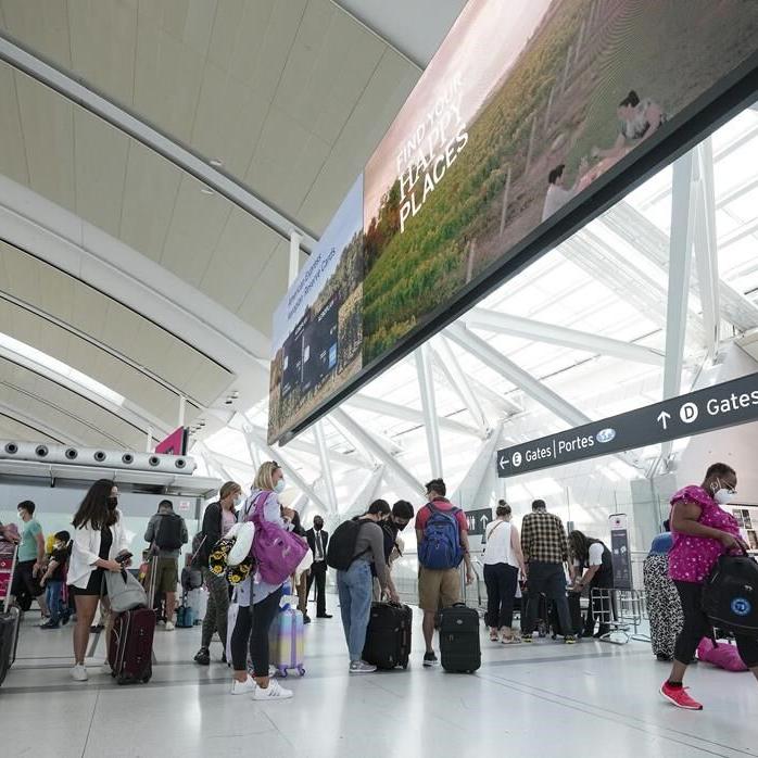 Province calls Gate Gourmet, striking airline catering workers back to bargaining